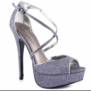 NIB $139 Adrienne Maloof Silver Glitter Platform Heels Sz 8